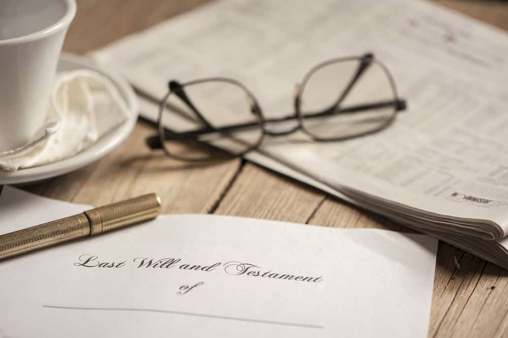 Tout savoir sur le constat du décès : démarches et déroulement
